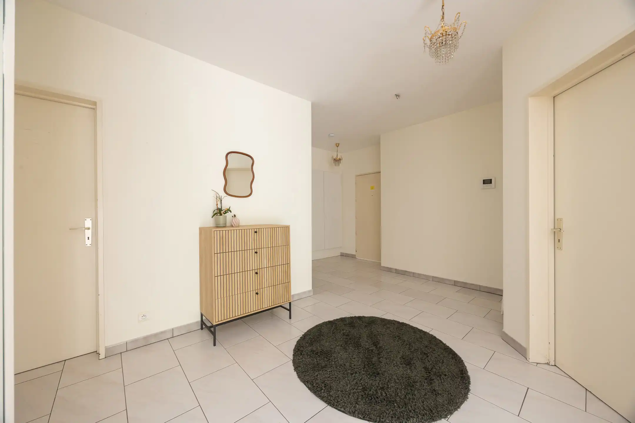 Lichtrijk en ruim appartement  120 m2 met zicht op groen foto 3