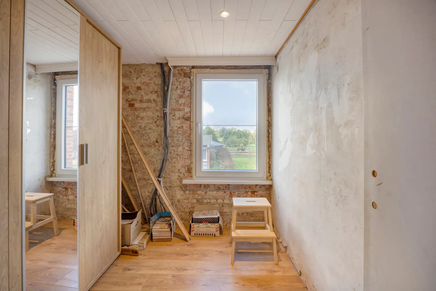 Karaktervolle, ruime woning met onderhoudsvriendelijke tuin foto 16