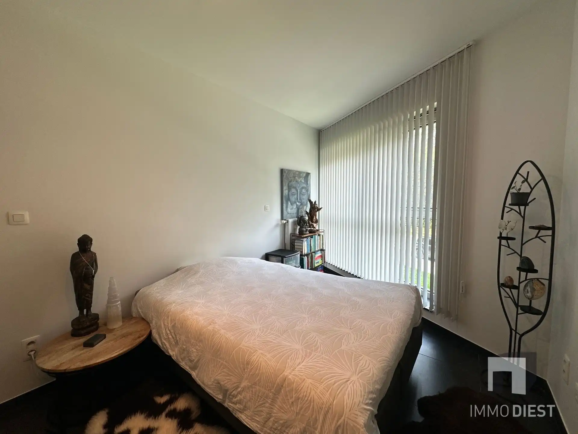 Instapklaar appartement met 2 slpks, terras, parking en kelder foto 16