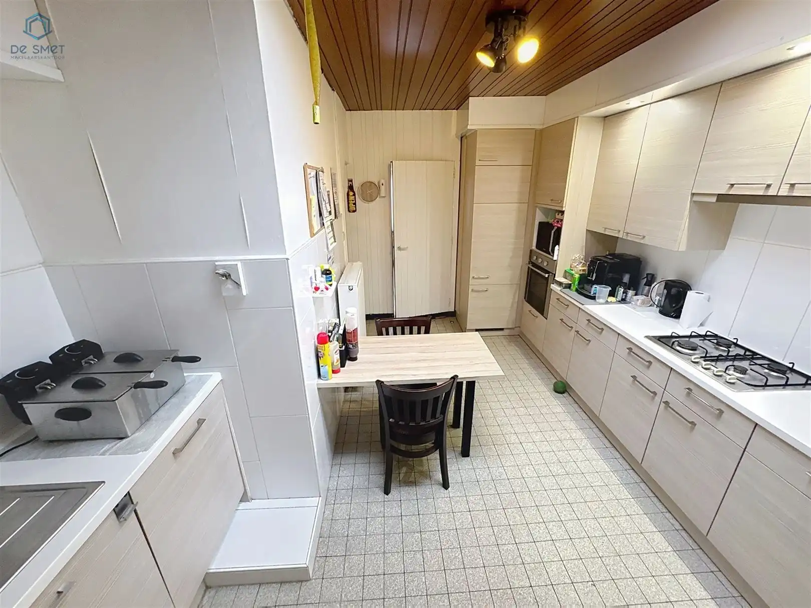 Instapklare gezinswoning met 3 slaapkamers, garage, atelier en prachtige tuin in het hart van de Vlaamse Ardennen foto 5