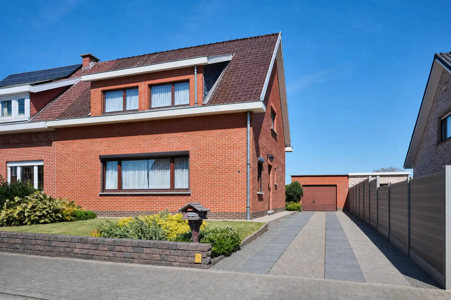 Hoofdfoto van de publicatie: Huis te koop