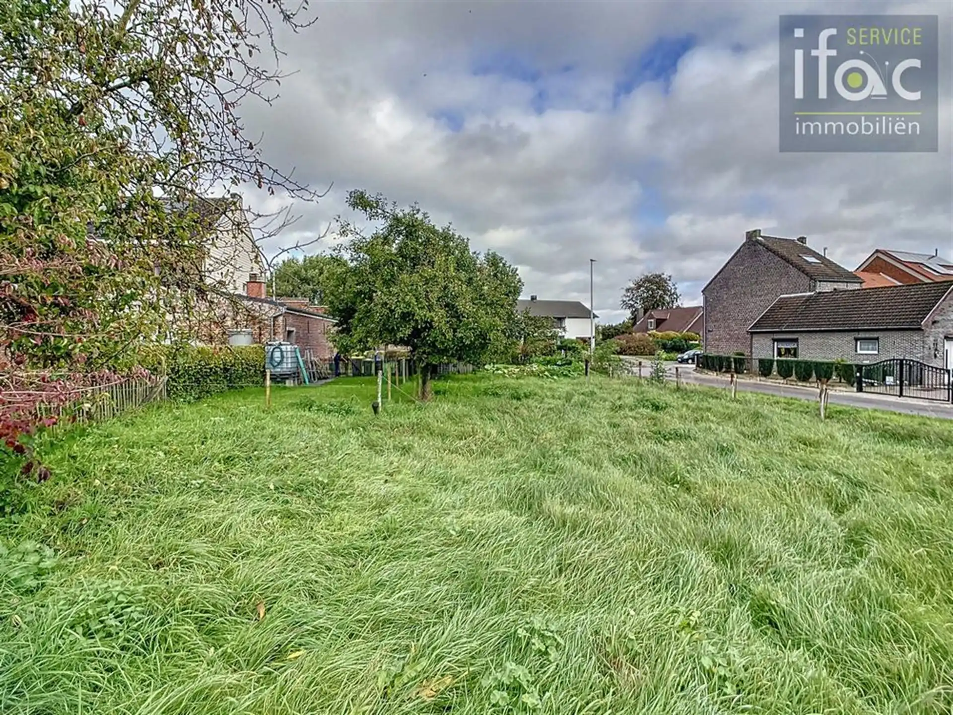 Mooie zuidgerichte bouwgrond voor HOB, 6a35ca foto 6