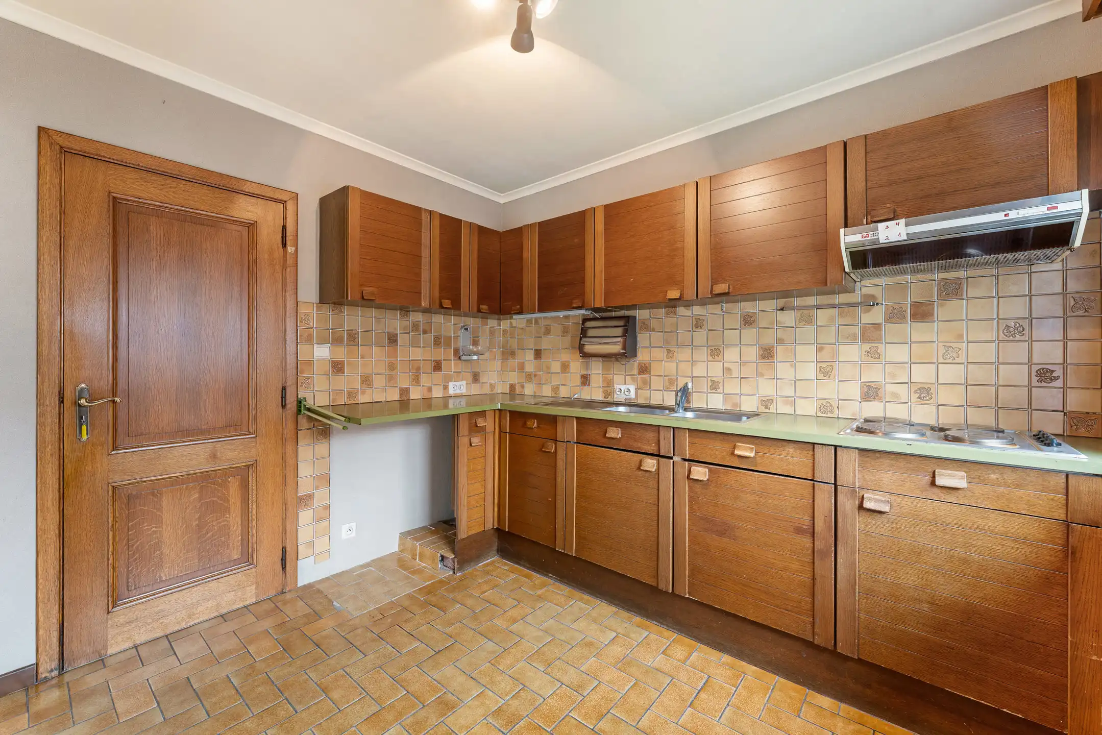 Charmante woning met inpandige garage te Millen foto 7