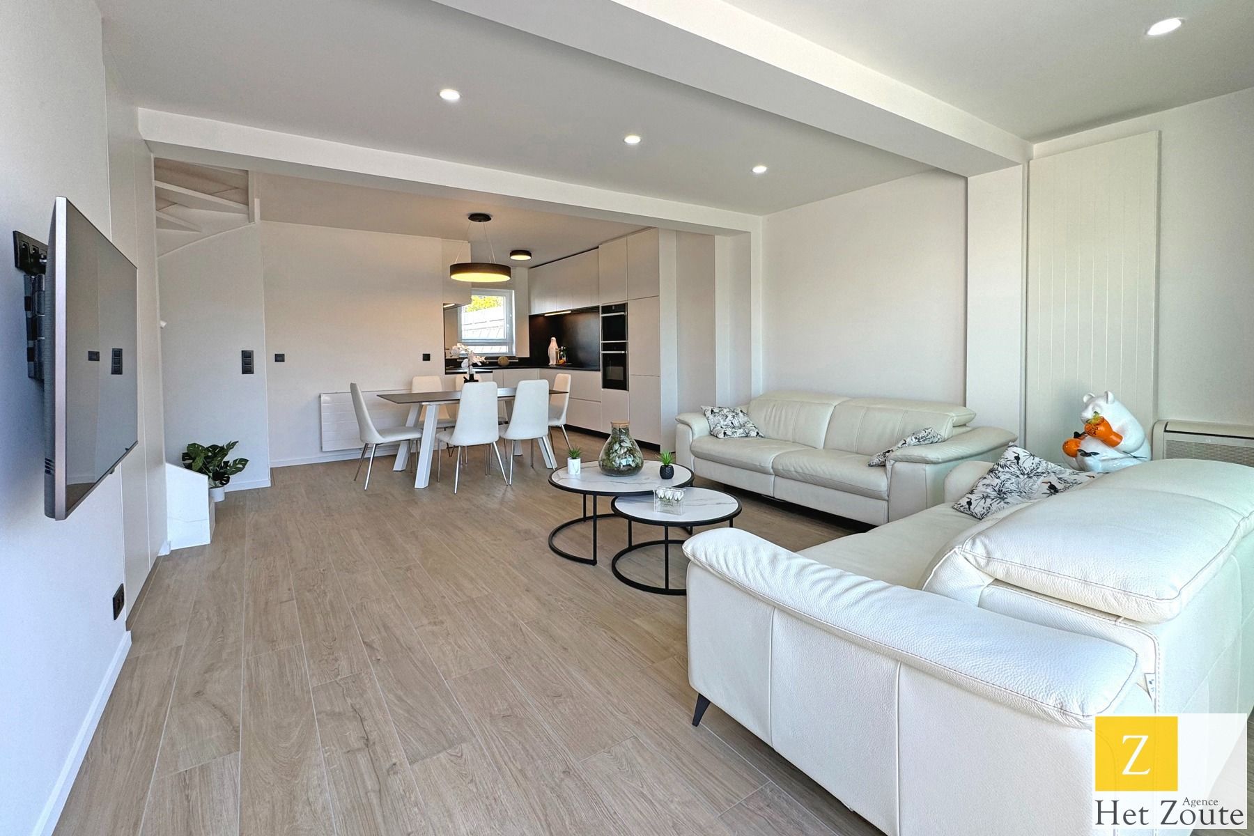 Luxueus duplex penthouse, zonneterras nabij strand te Knokke foto 3