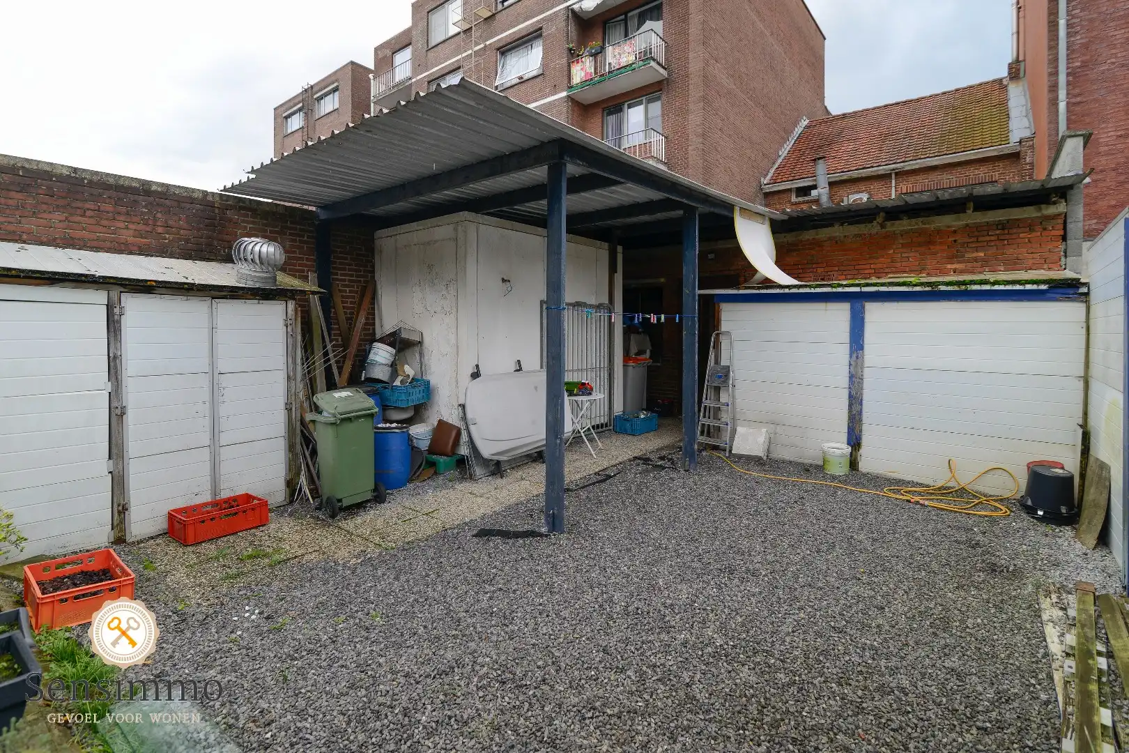 Handelsgelijkvloers met bovenliggend woonst foto 18