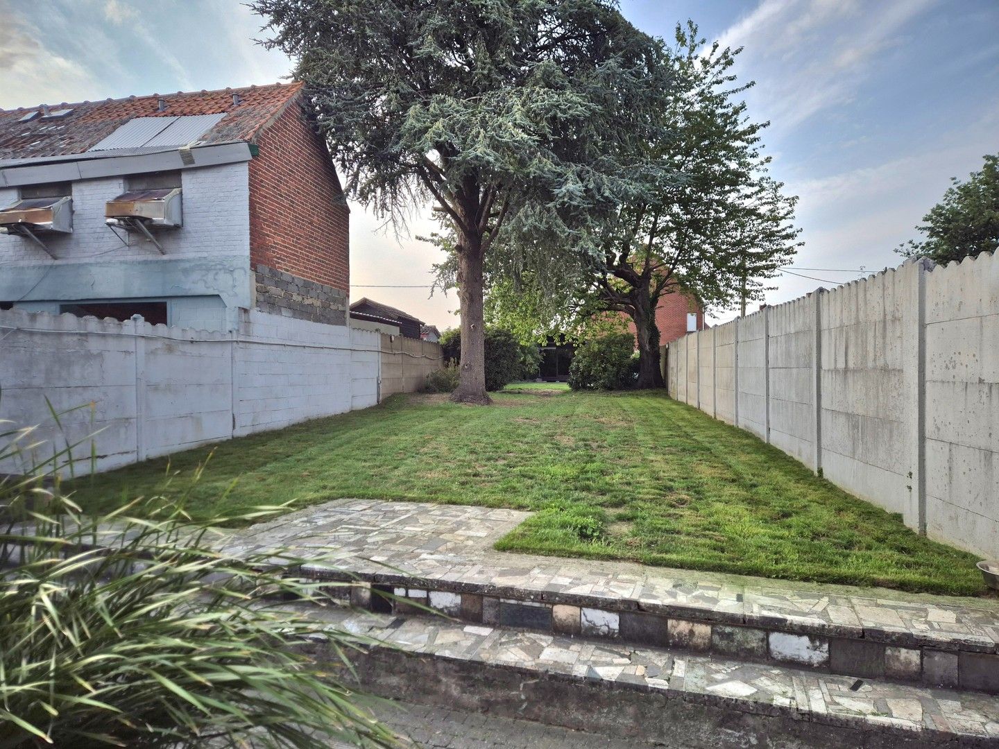 Instapklare woning met 4 slaapkamers en tuin te Oostrozebeke! foto 24