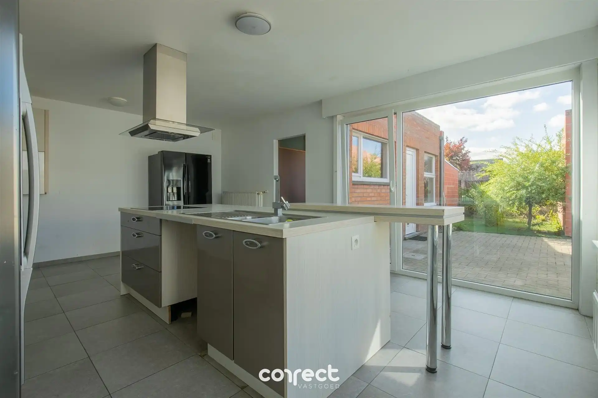 Rustig gelegen gezinswoning in het charmante Moere. foto 4