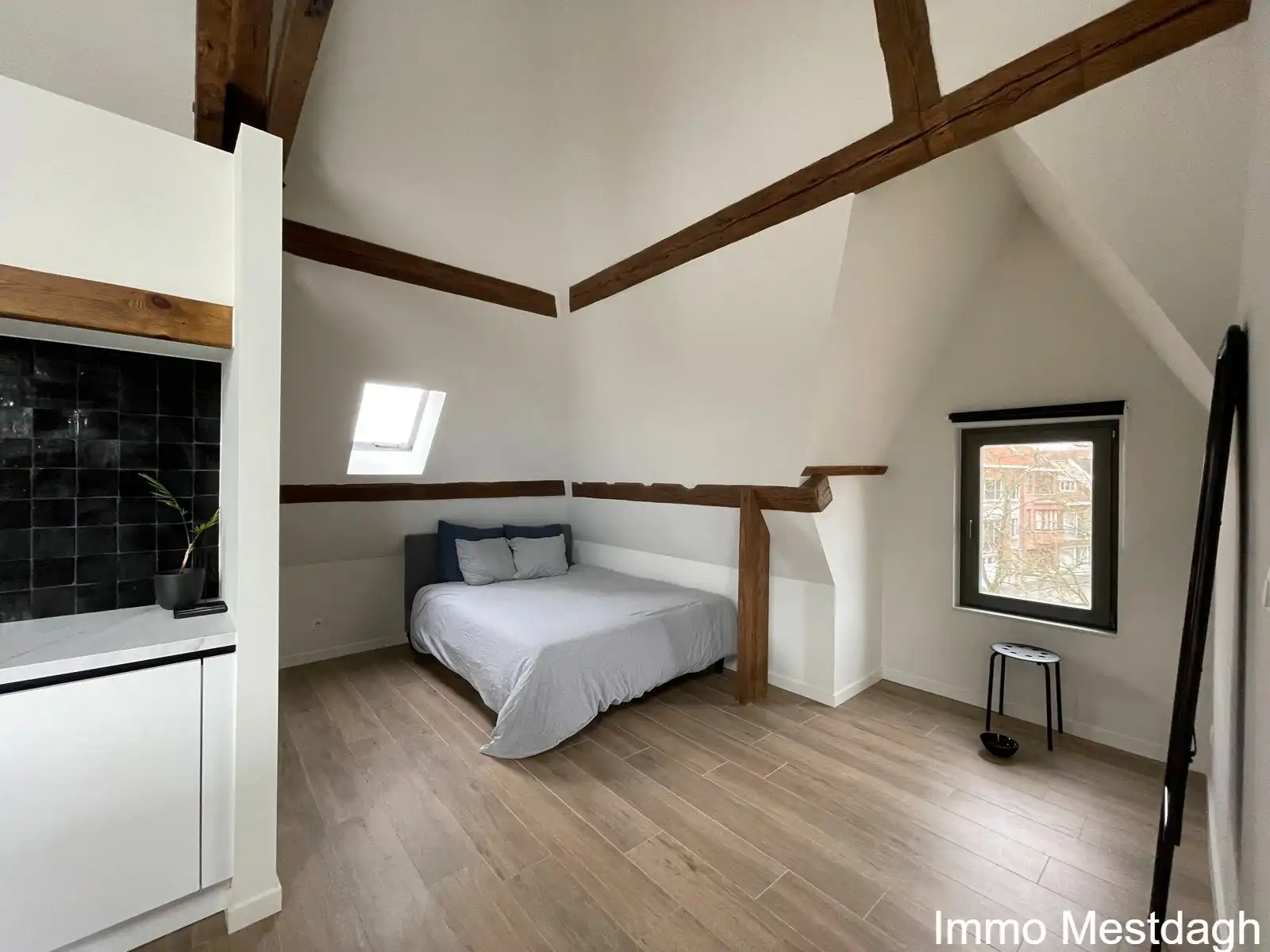 Loft 'De 3 Torens' – Historisch Wonen met Modern Comfort foto 10