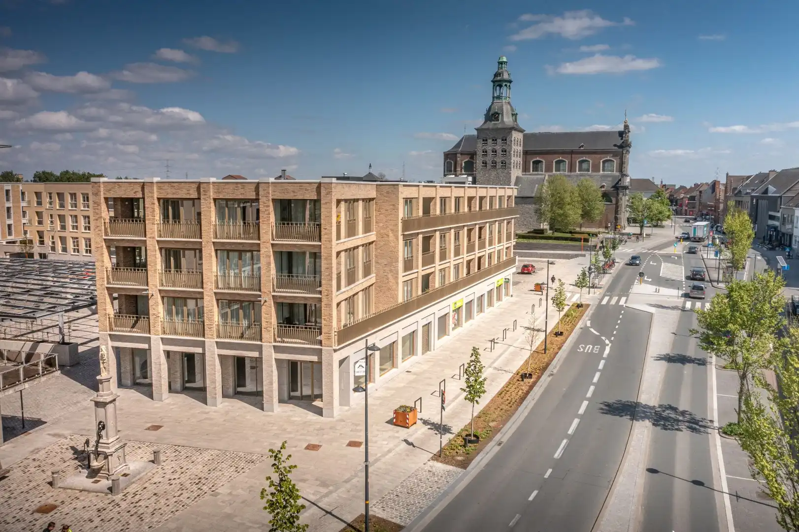 Nieuwbouw appartement + parking en berging te huur foto 8