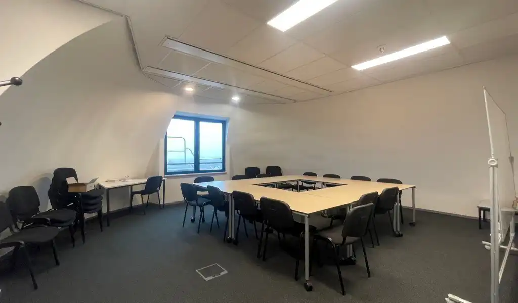 Instapklare kantoorruimte in Mechelen City Center foto 5