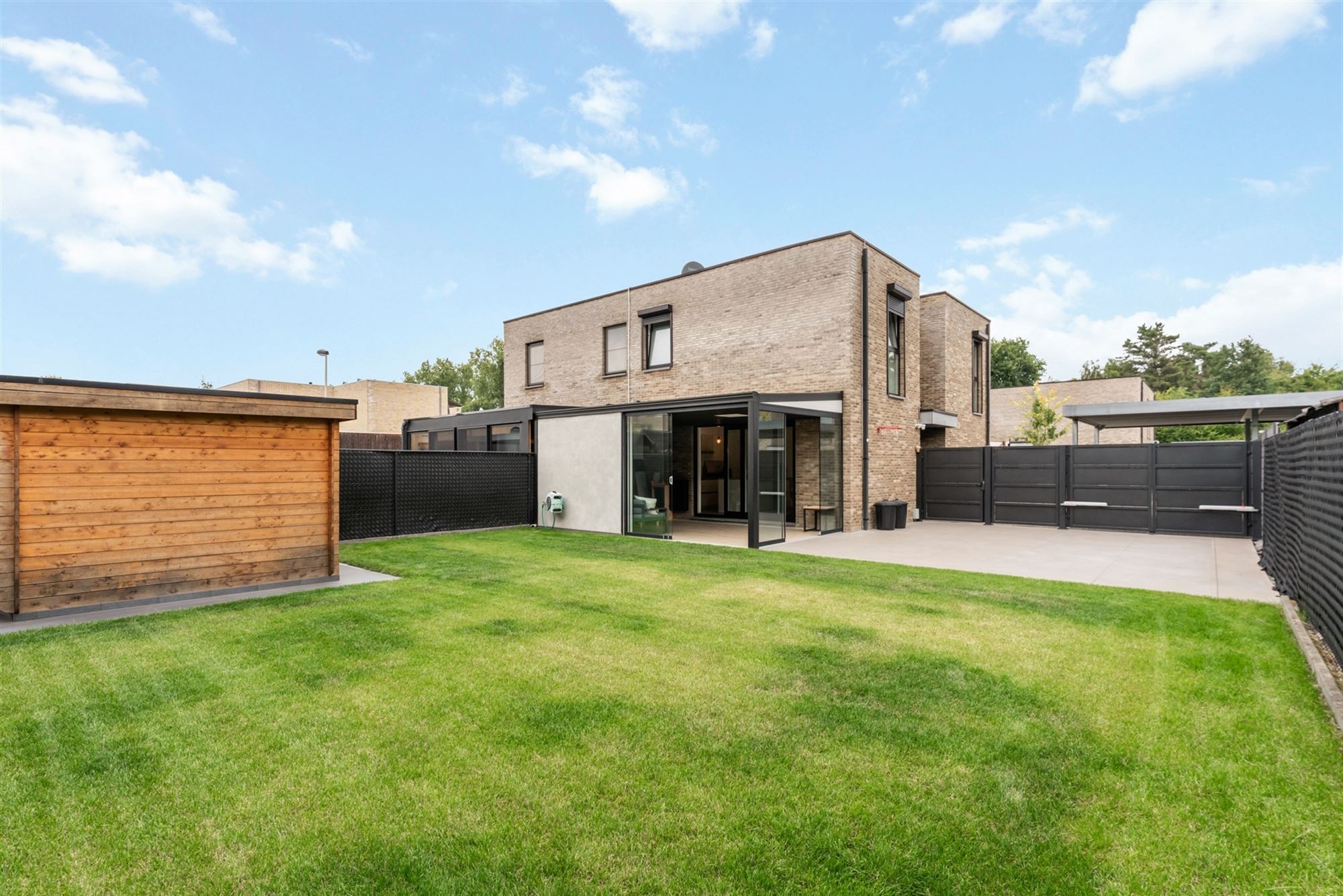 PRACHTIG AFGEWERKTE HOB MET 3 SLAAPKAMERS OP EEN PERCEEL VAN 3A50CA TE BERINGEN CENTRUM foto 26