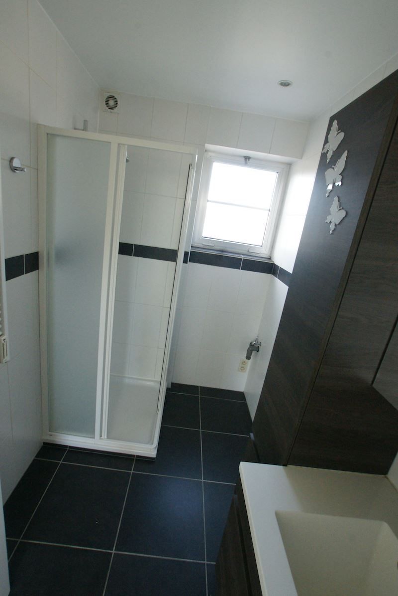 Ruim dakappartement met terras foto 7