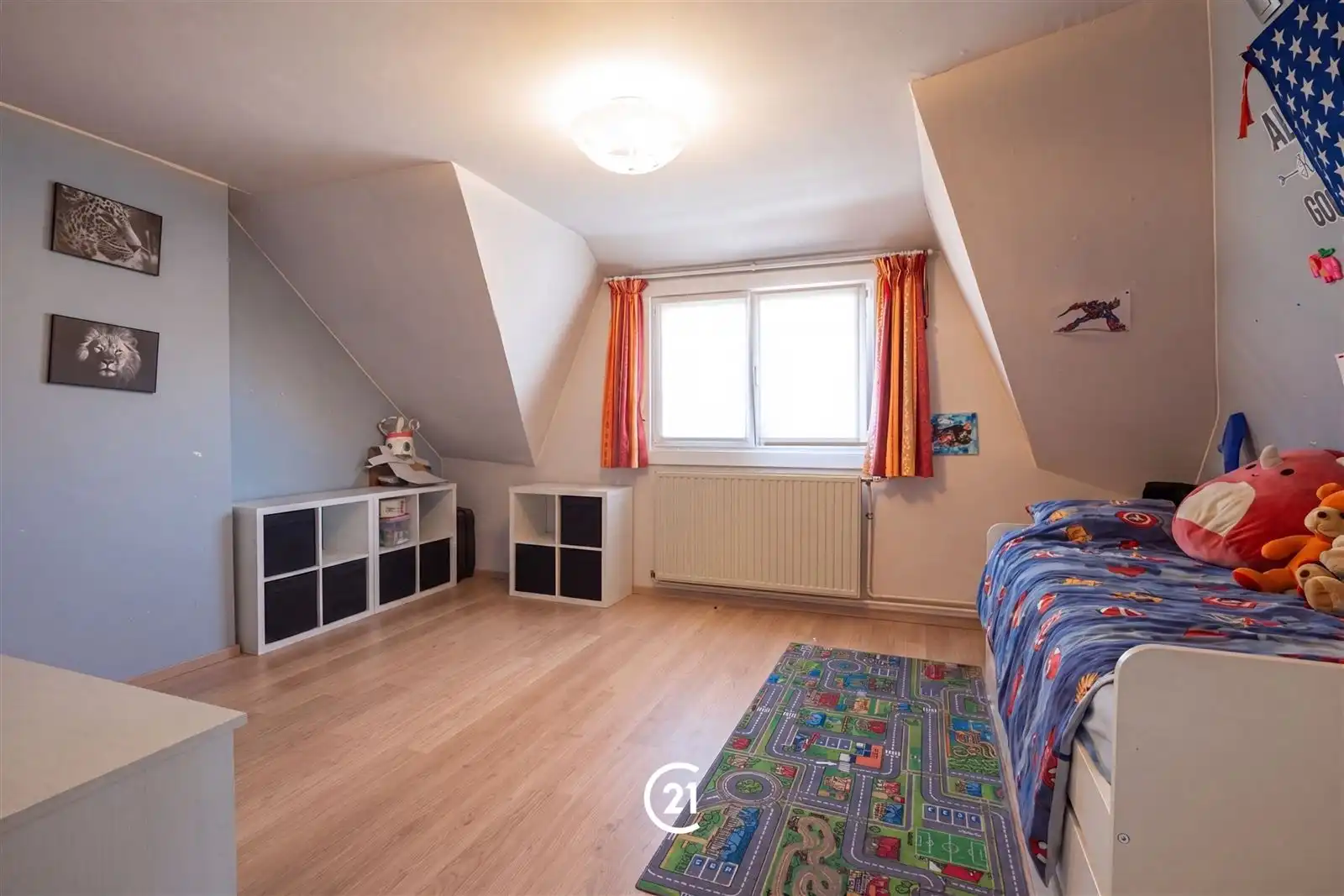 Goed gelegen gezinswoning met 3 ruime kamers, garage, tuin en berging foto 18