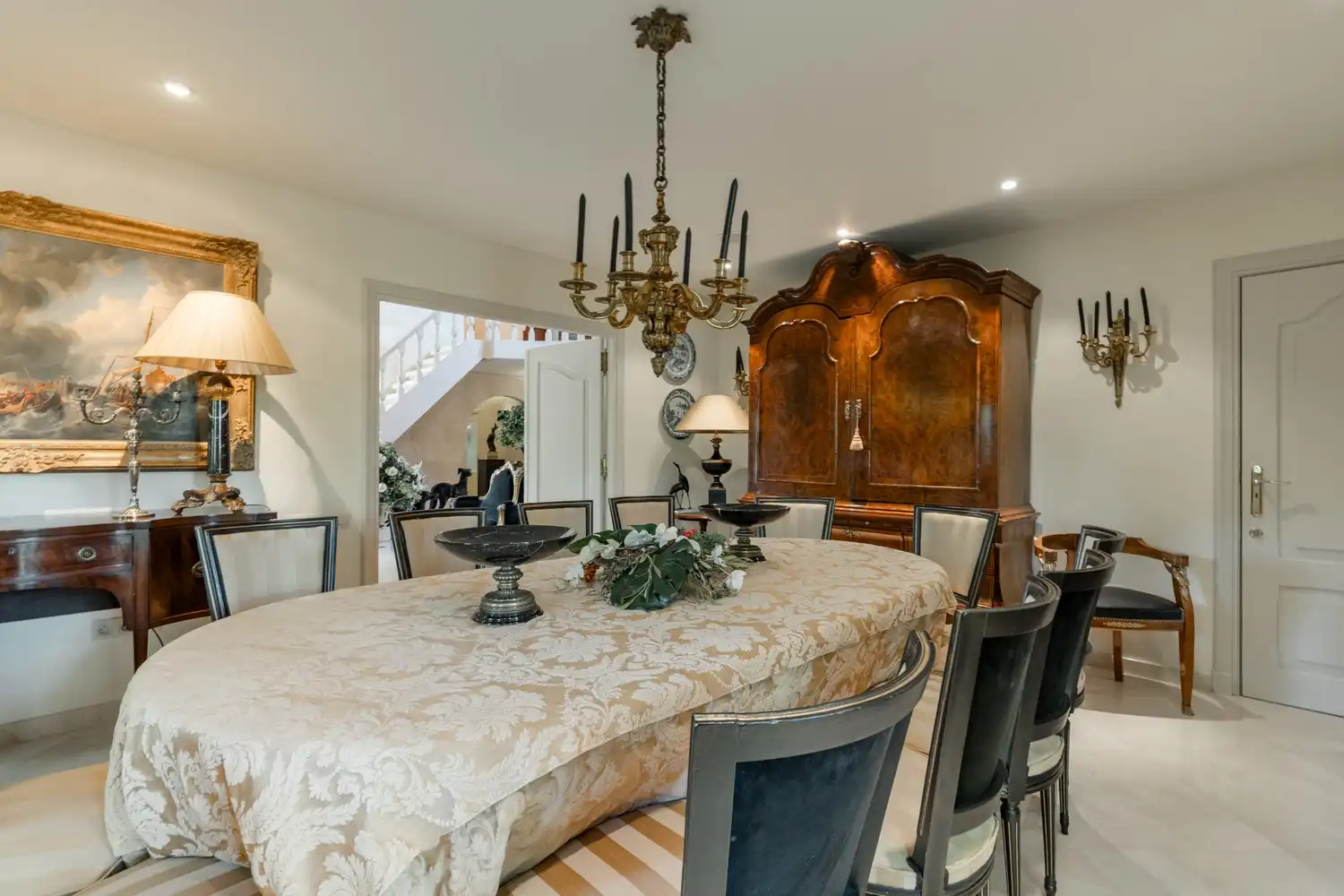 Prachtige villa op een uitzonderlijk domein van 20600m² foto 8