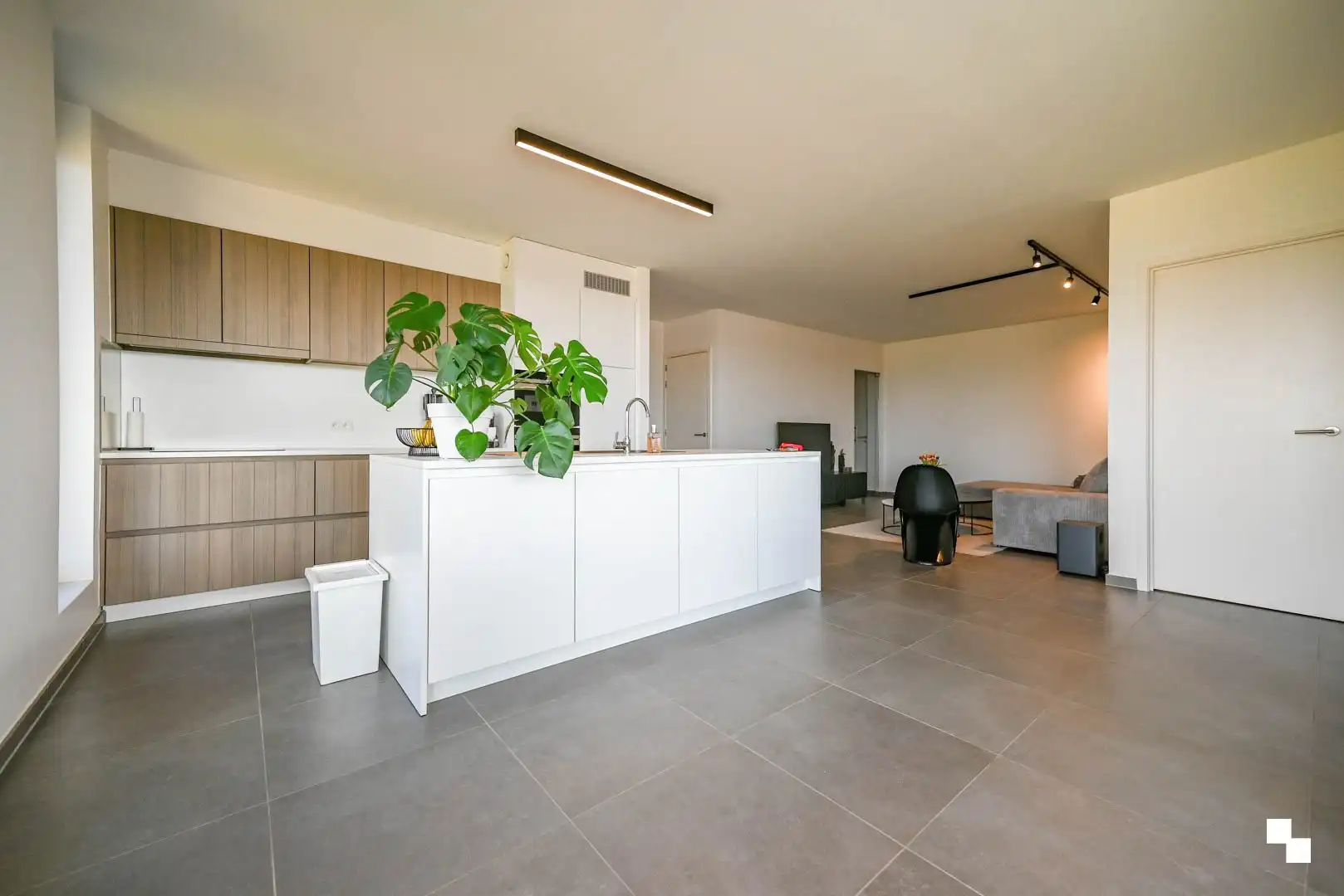 Uniek bijna energieneutraal hoekappartement met ruim terras foto 8