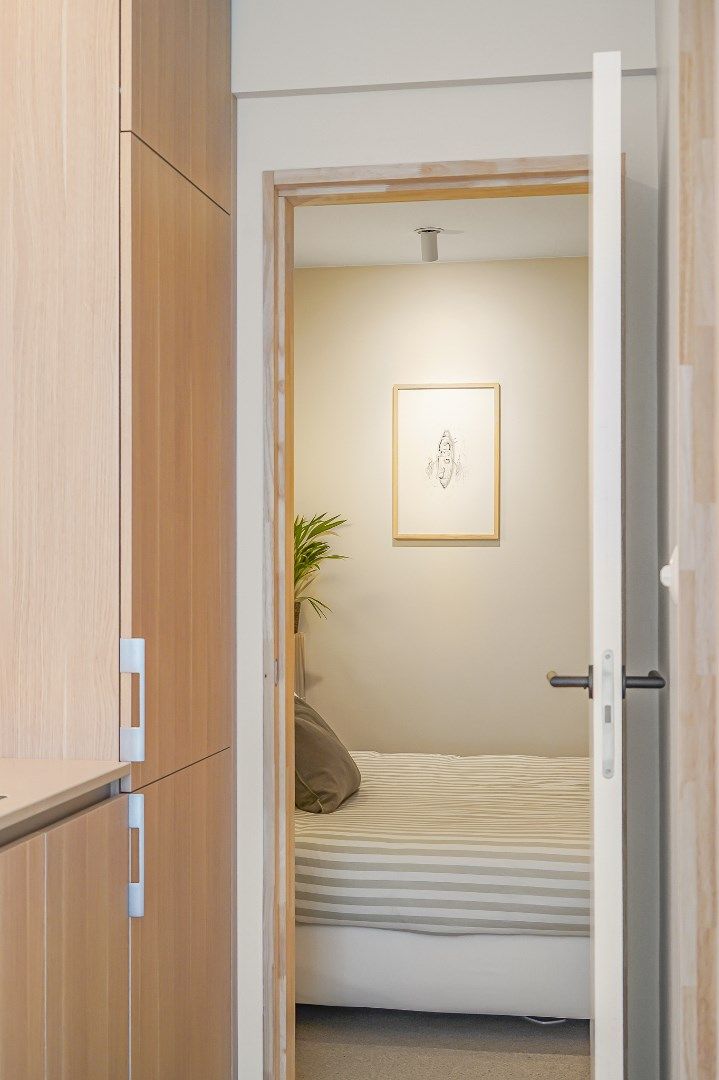Luxueus gerenoveerd appartement met lateraal zeezicht foto 18