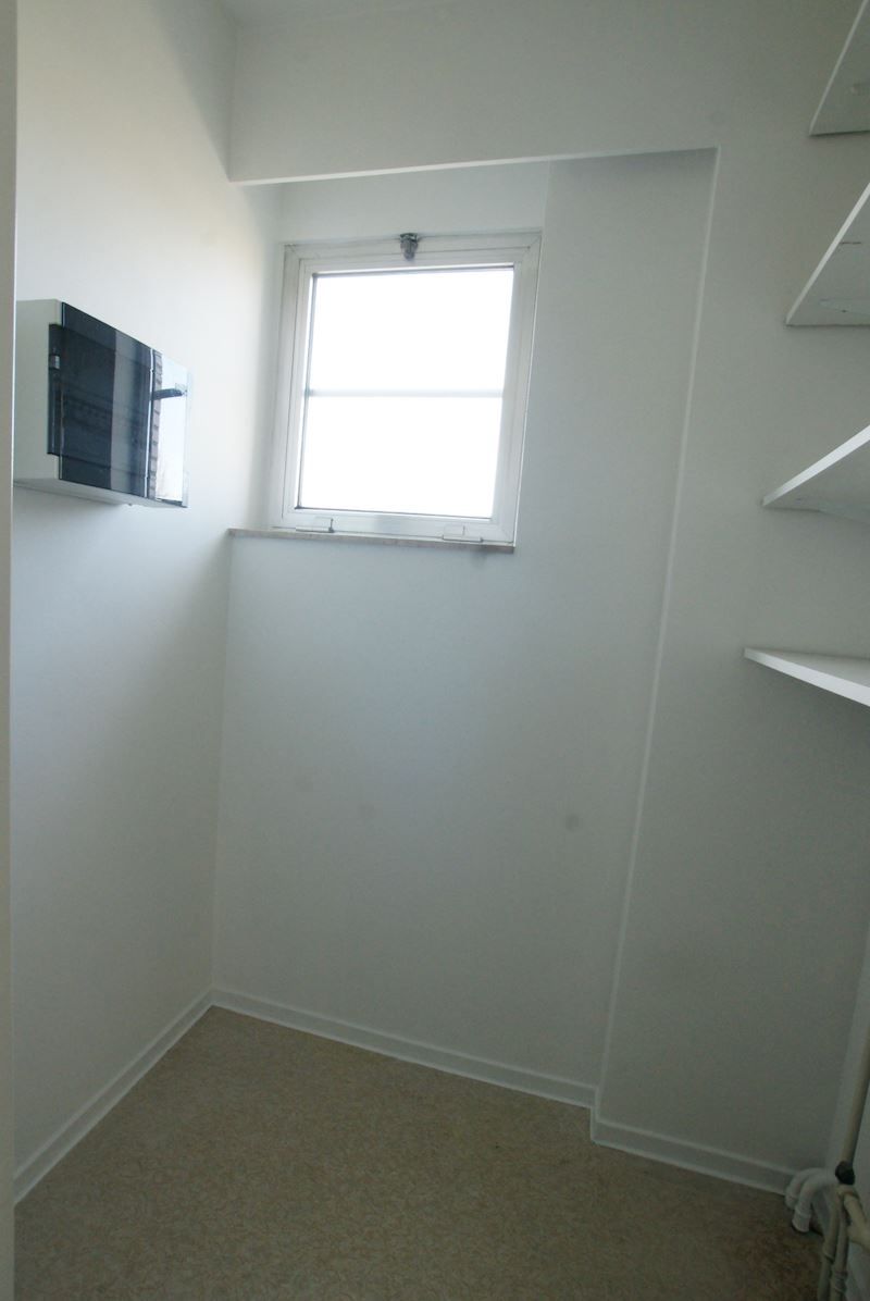 Ruim dakappartement met terras foto 15