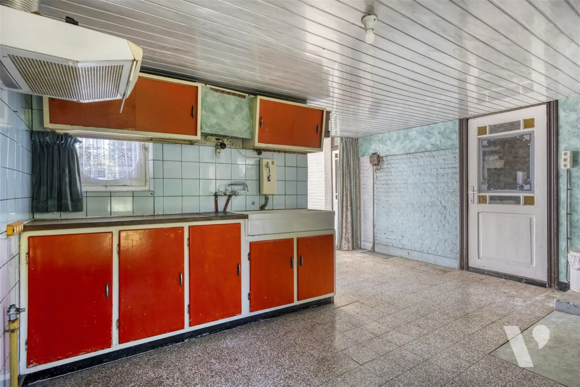 Statige woning met bijgebouw, tuin en weiland op 61a87ca foto 13