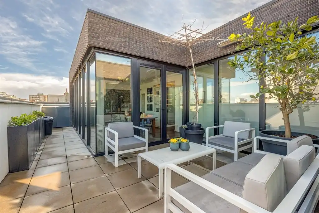 Luxe afgewerkt appartement in hartje Borgerhout foto 9