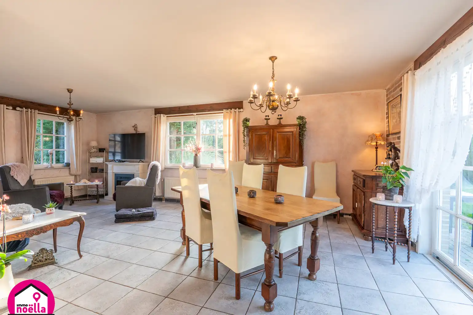 Instapklare woning met 4 slaapkamers, tuin en zonnepanelen foto 22