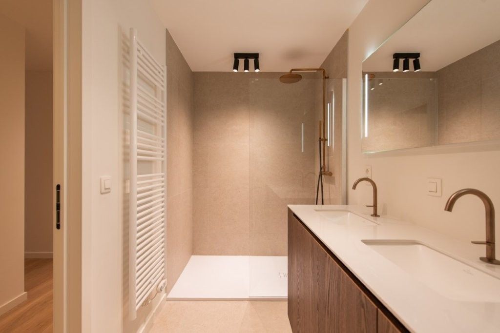LUXUEUS PENTHOUSE 161M² MET 2SLK IN CENTRUM TONGEREN. foto 32