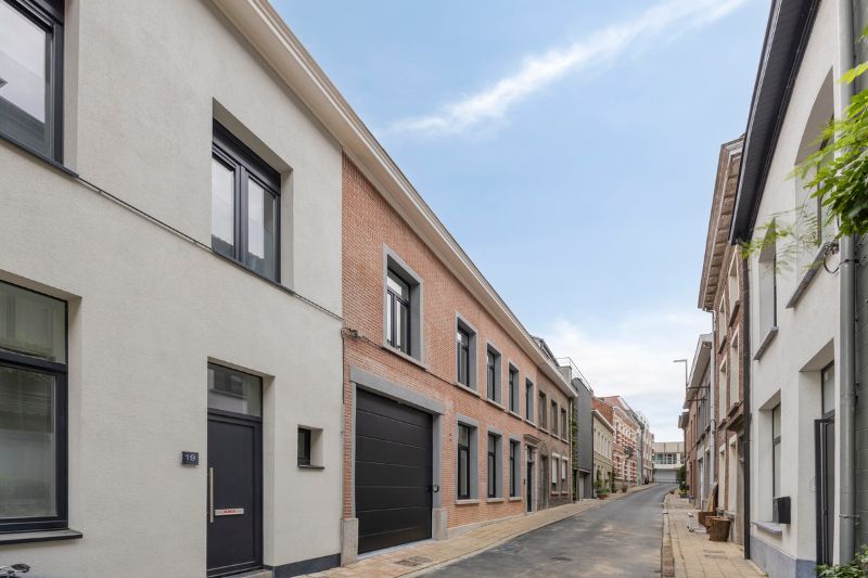 Herenhuis, 305 m2 bewoonb, met tuin en 50 meter van de schelde! foto 19