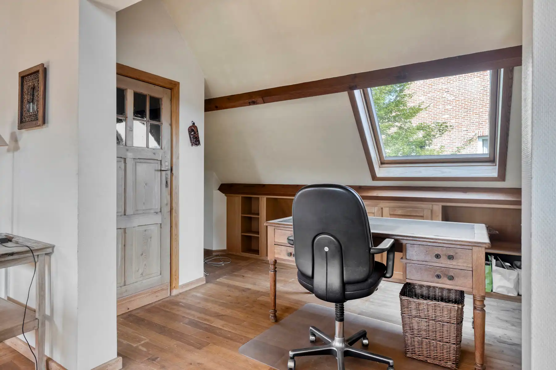 Ruime villa met praktijk! foto 15