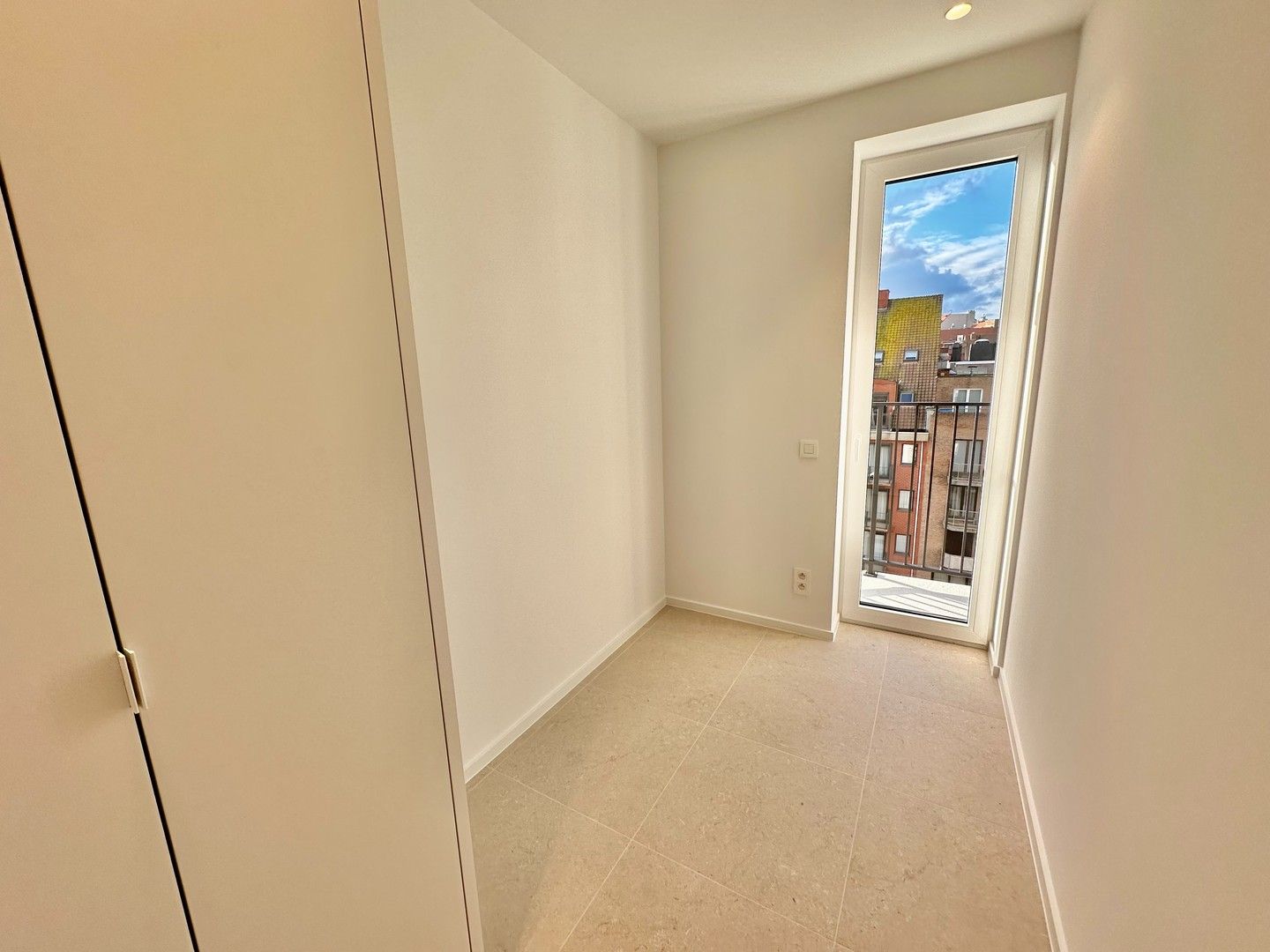 Prachtig nieuwbouw appartement met zijdelings zeezicht in het centrum van Knokke. foto 12