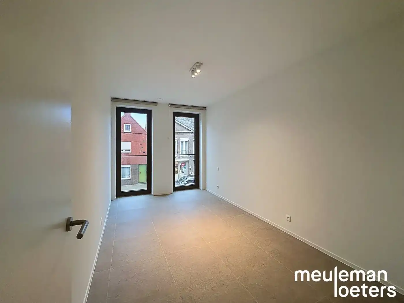 Energiezuinig appartement met ruim terras en garage foto 6