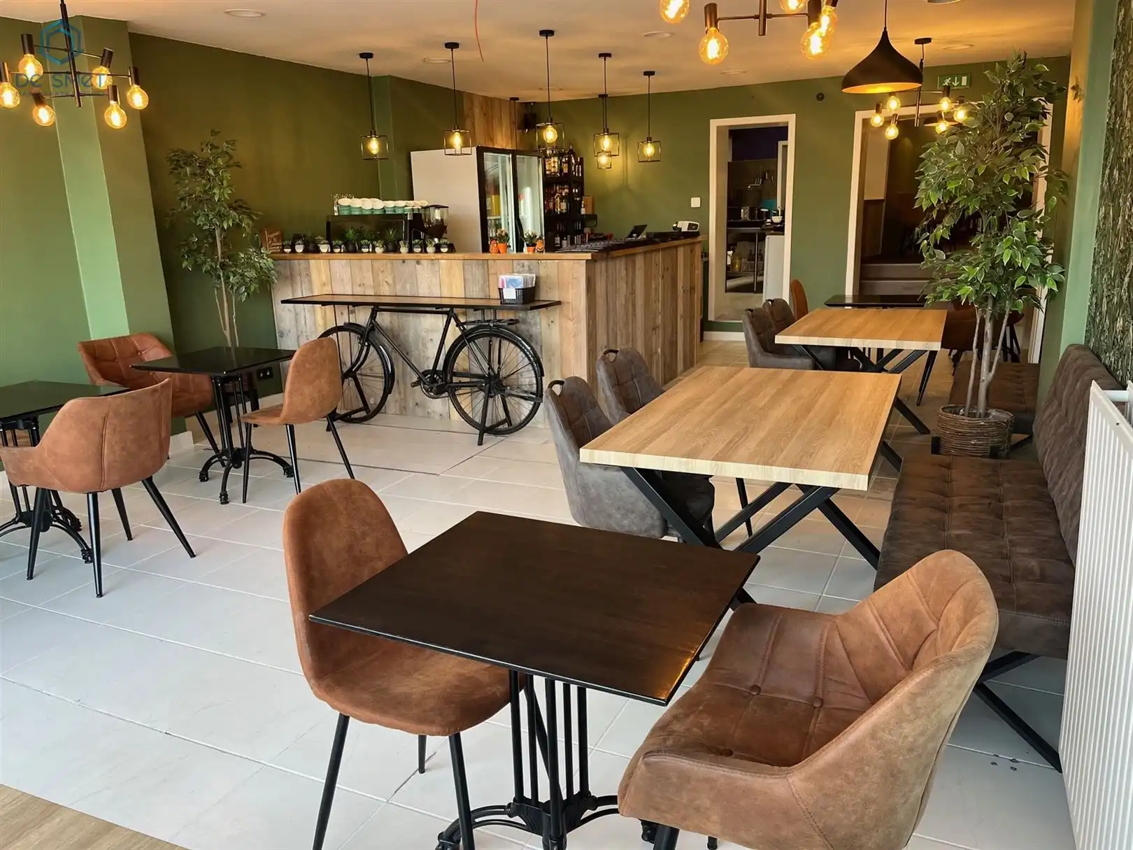 Uniek Handelspand met Woning, Atelier en Ruime Tuin Toplocatie met Tal van Mogelijkheden! foto 2