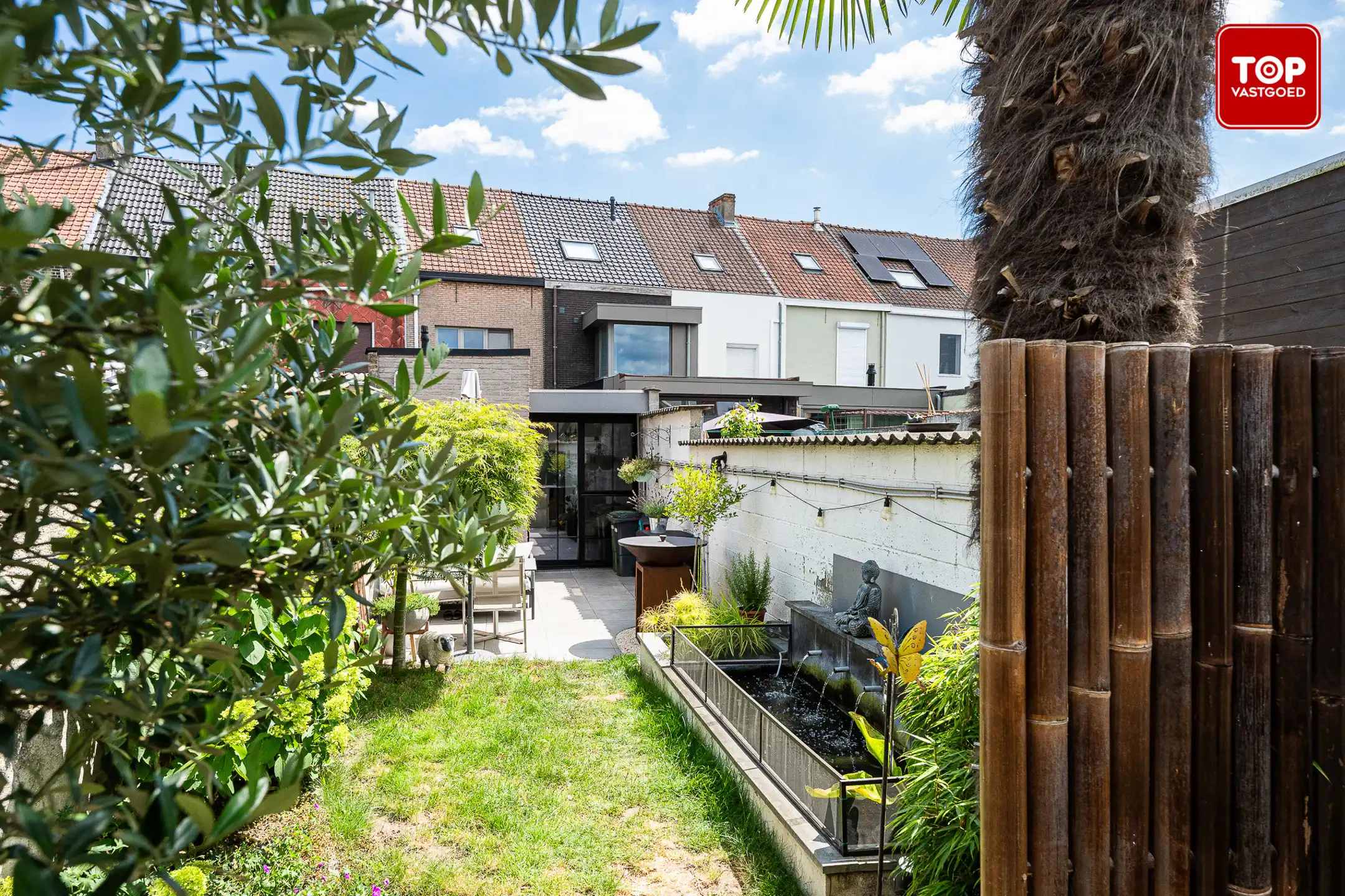 Instapklare woning met mooi aangelegde tuin.  foto 16