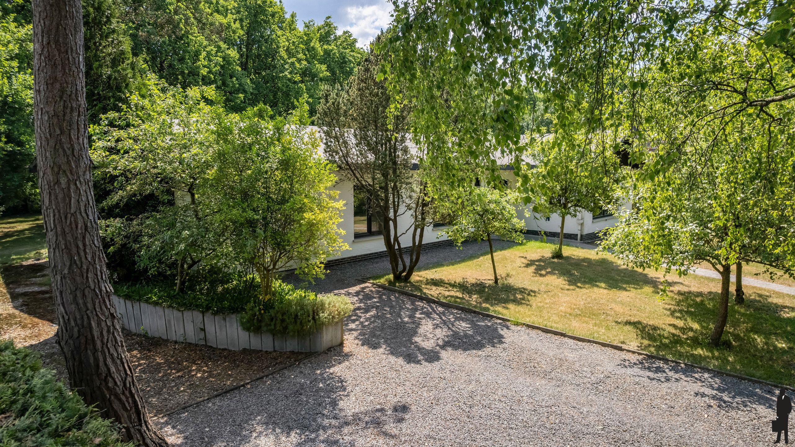 Instapklare laagbouwwoning in Europese wijk te Mol foto 2