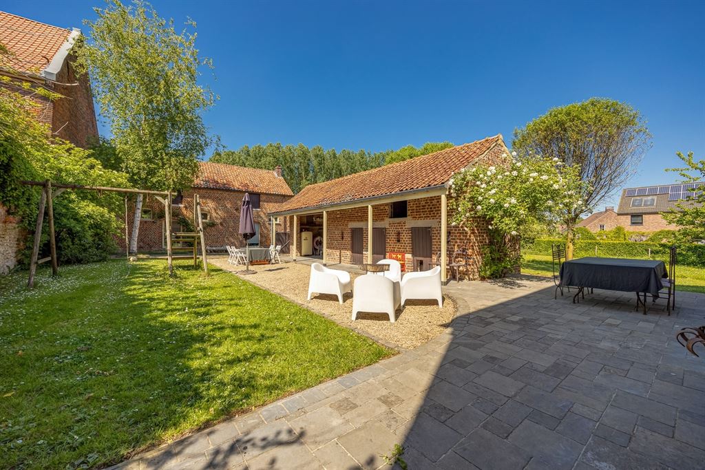 Uniek landhuis met praktijkruimte foto 3