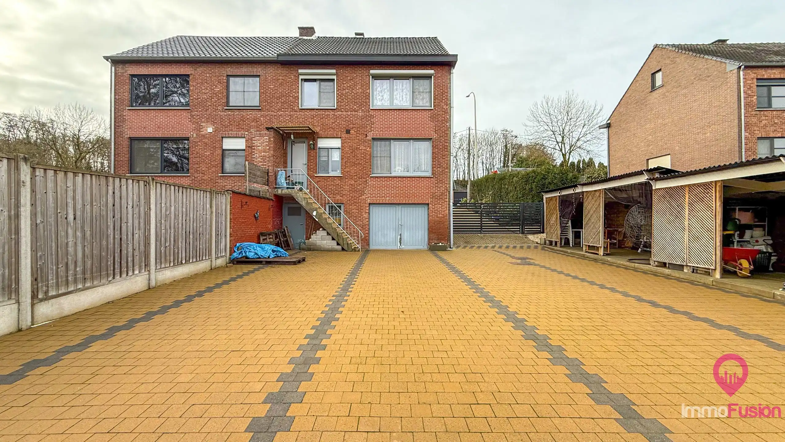 Instapklare woning met grote tuin dichtbij autostrade! foto 43