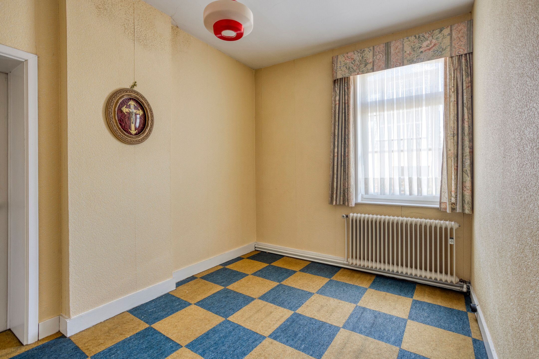 omvangrijk buiten, kansrijk binnen: woning te Bierbeek foto 15