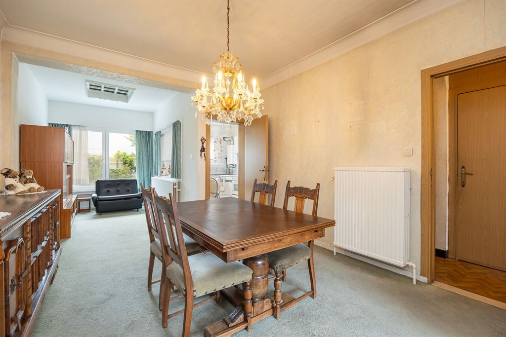 Toffe woning met garage en gezellige tuin foto 3