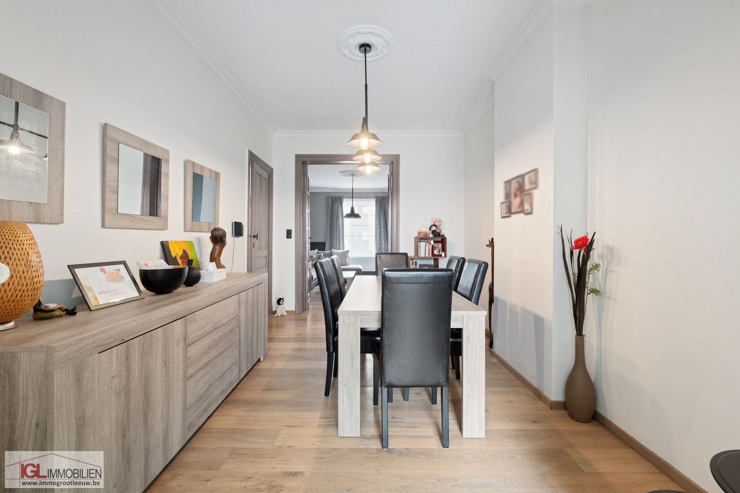 Warme en instapklare gezinswoning met tuin in Lembeek foto 6
