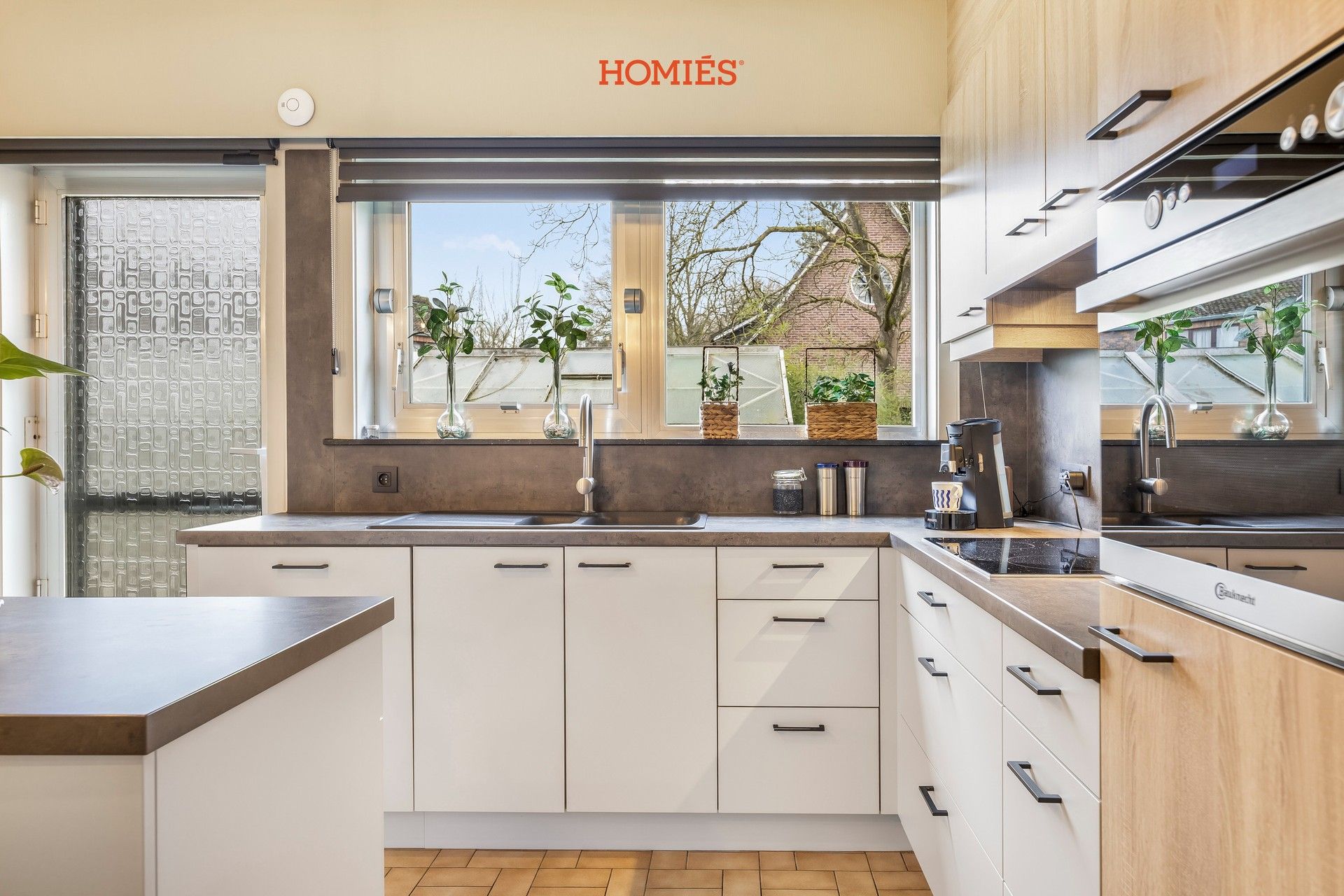 Gezinswoning met potentieel in een rustige omgeving foto 11