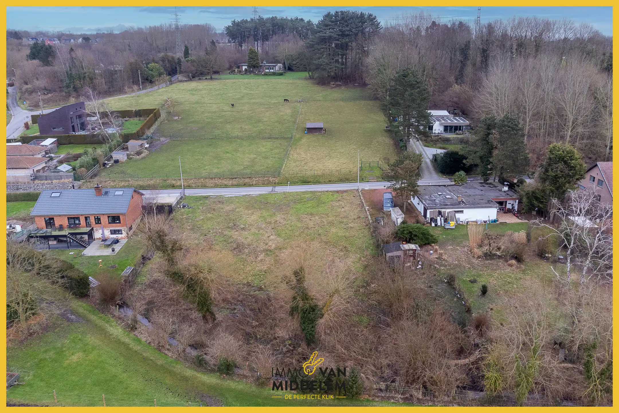MOOIE, RUSTIG GELEGEN BOUWGROND VOOR VILLA MET OPEN ZICHT foto 5