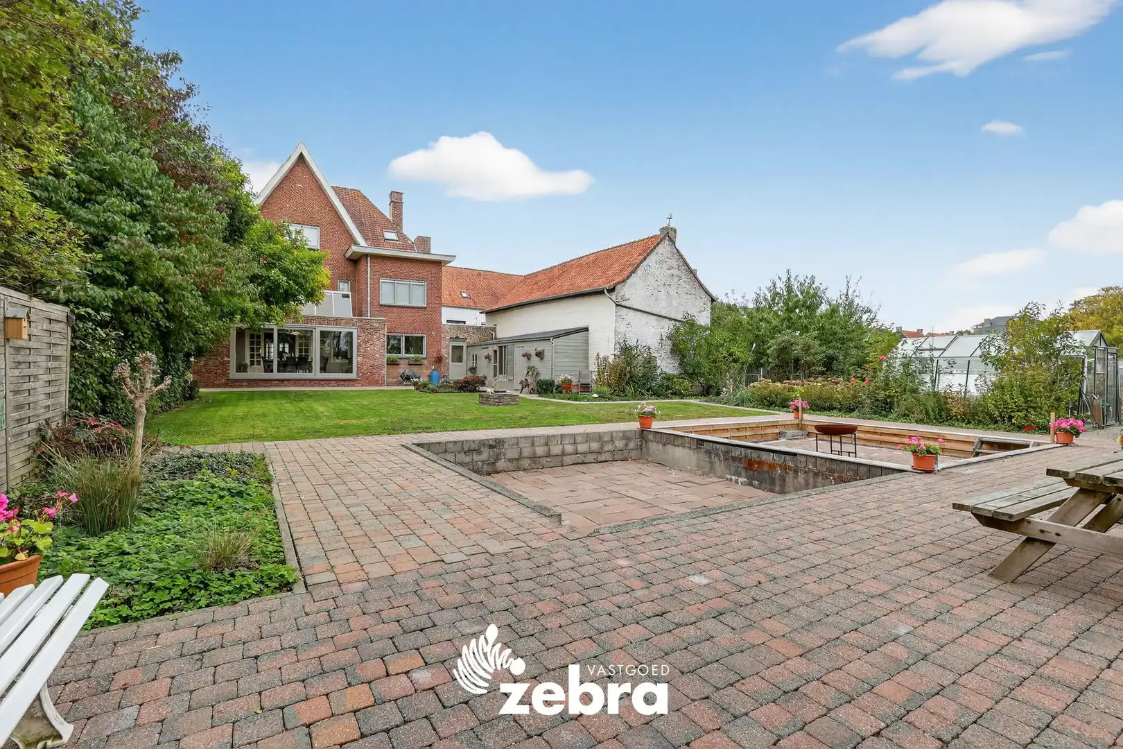 Unieke burgemeesterswoning met authentieke charme, 6 slaapkamers en grote tuin nabij IJzer te Roesbrugge! foto 57