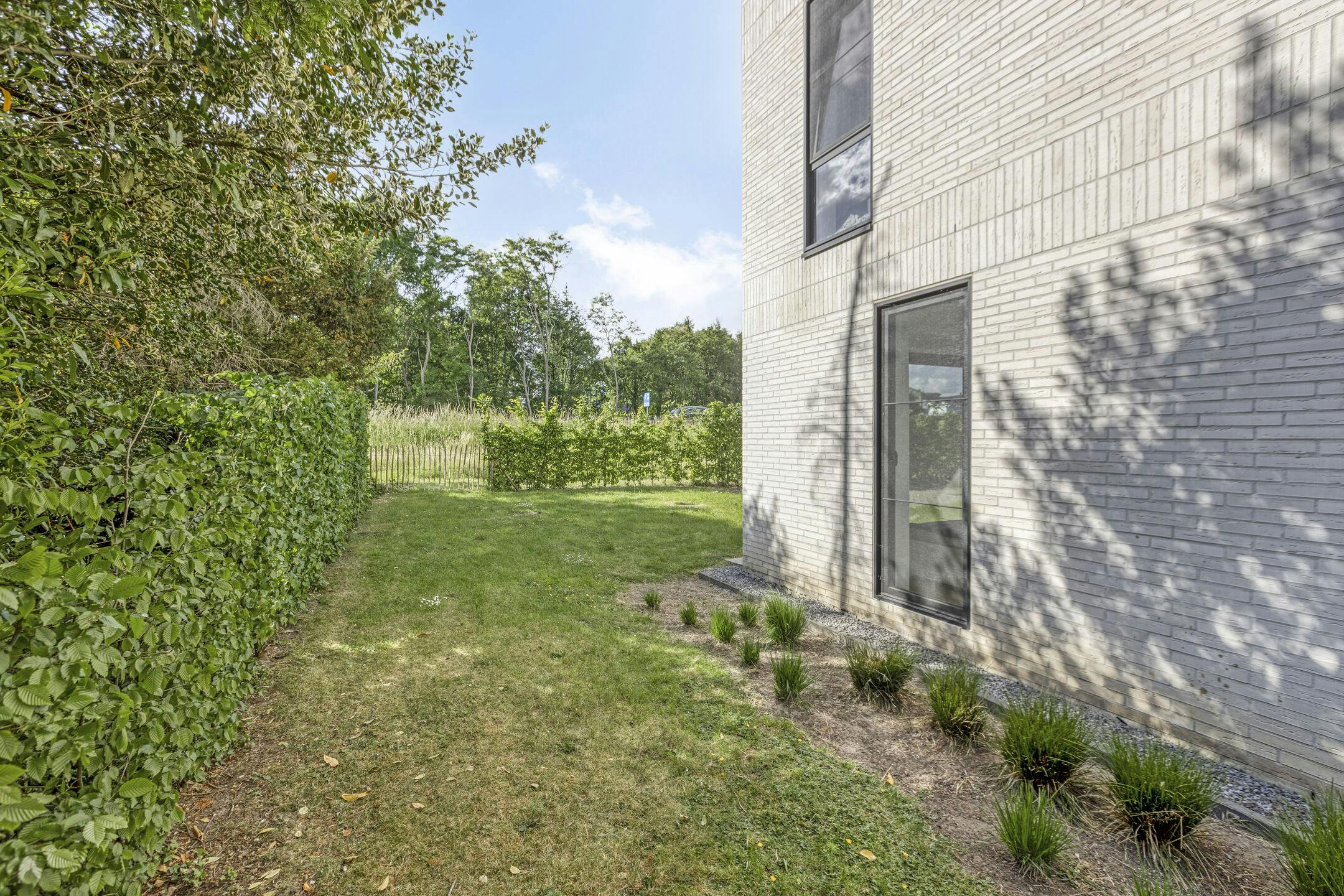 Lichtrijk & Luxueus gelijkvoersappartement in Genk foto 35