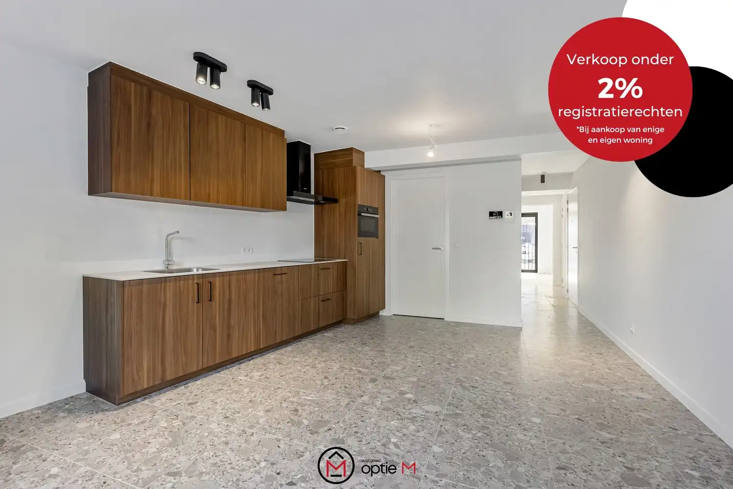 Instapklaar appartement met tuin te koop in Hasselt foto {{pictureIndex}}