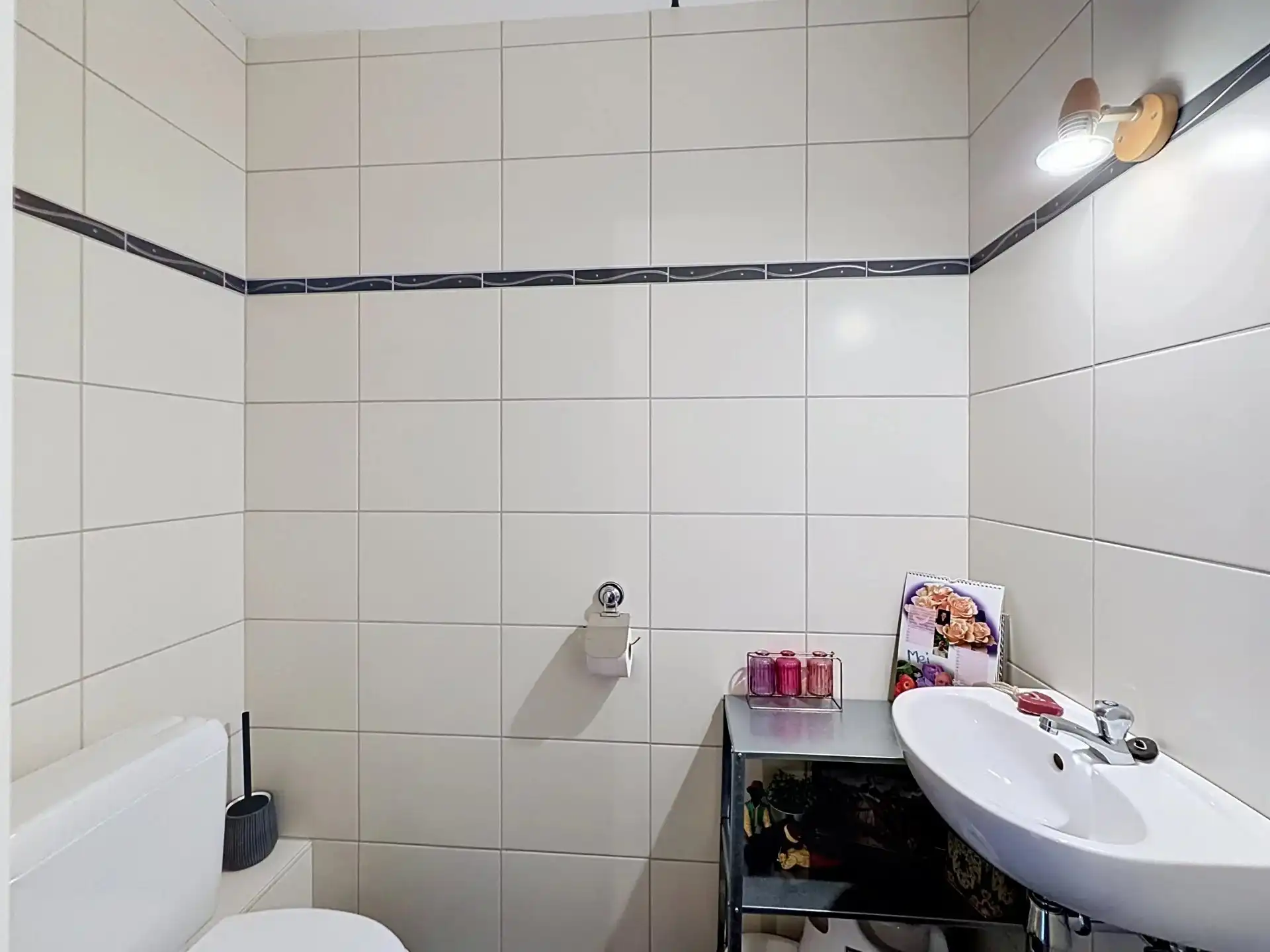 Ruim appartement met 2 slaapkamers, groot terras en staanplaats. foto 13