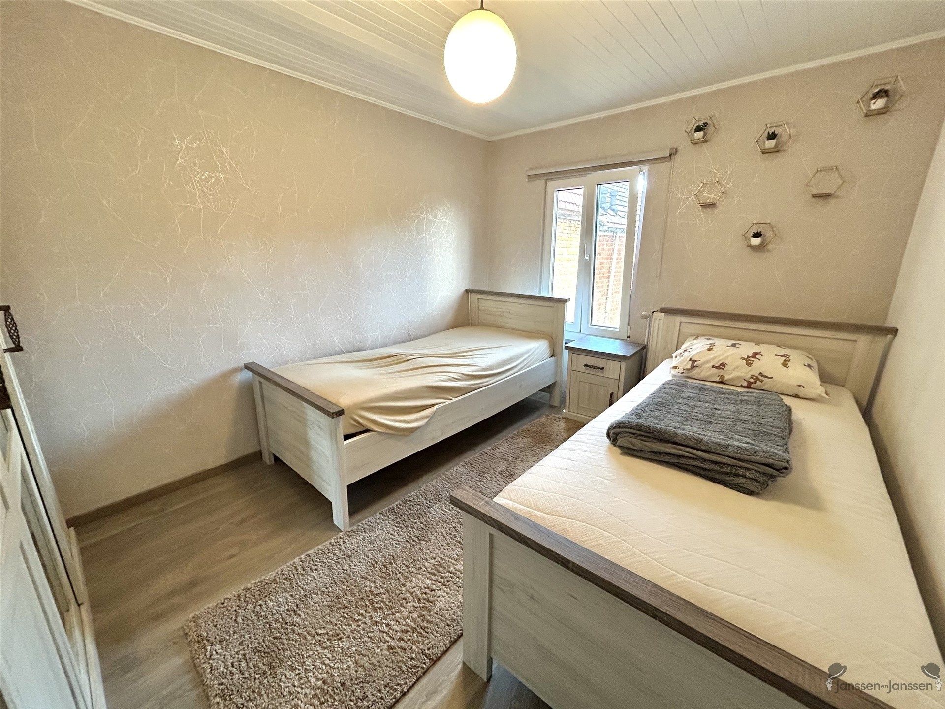 charmant huis met zijpoortje foto 12