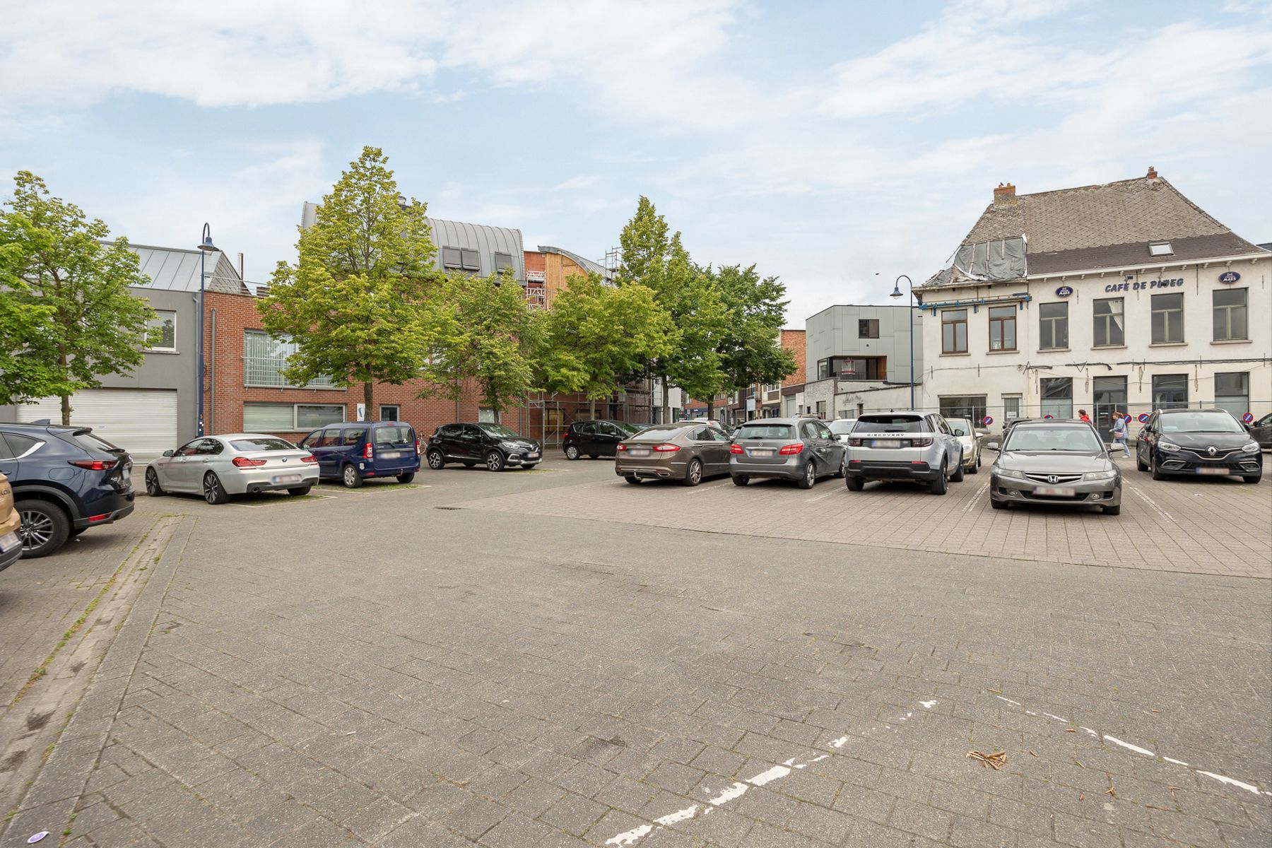 Twee slaapkamer appartement in centrum Kontich – met terras en kelderberging foto 16