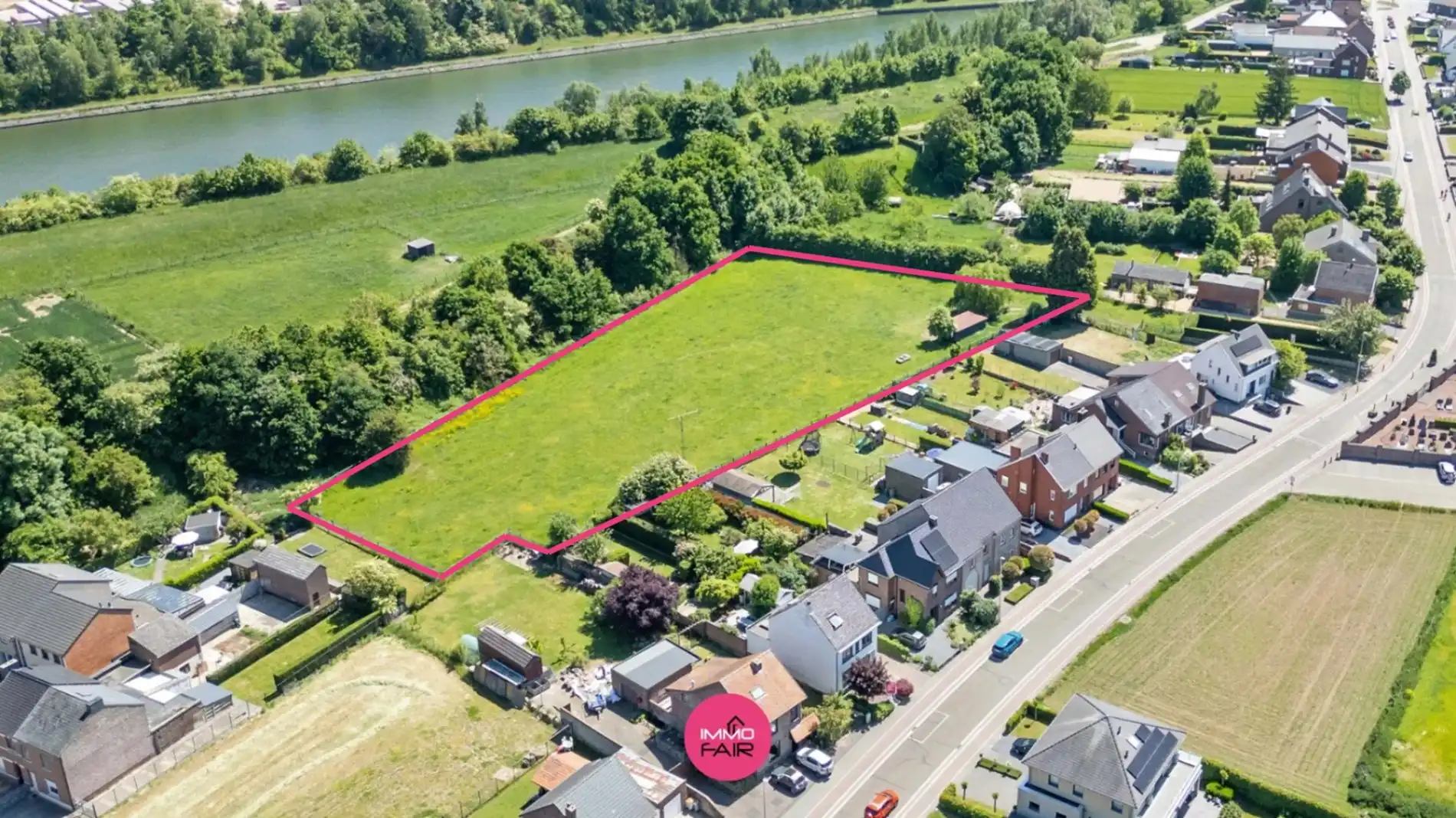 Weiland van maar liefst 6012 m²! foto {{pictureIndex}}