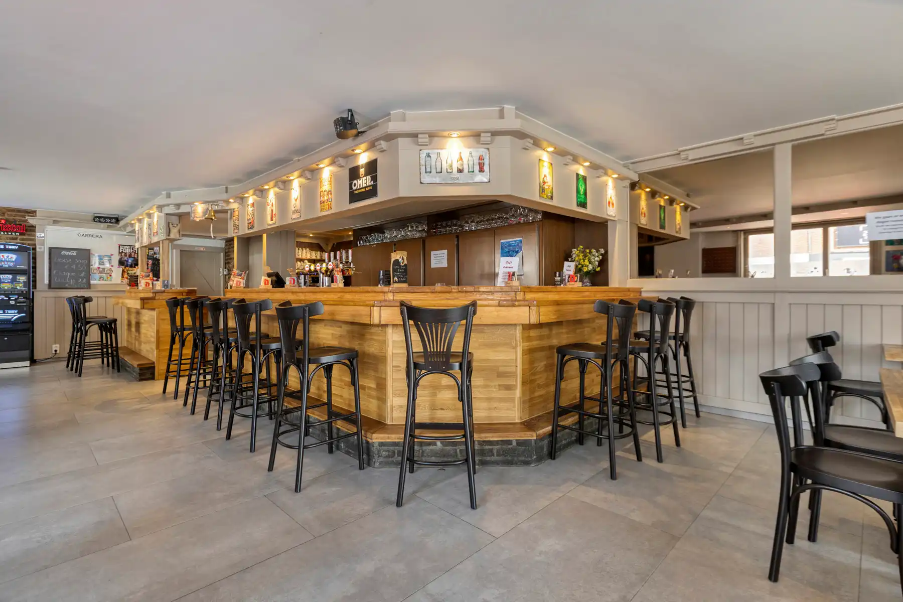 Taverne met appartement foto 10