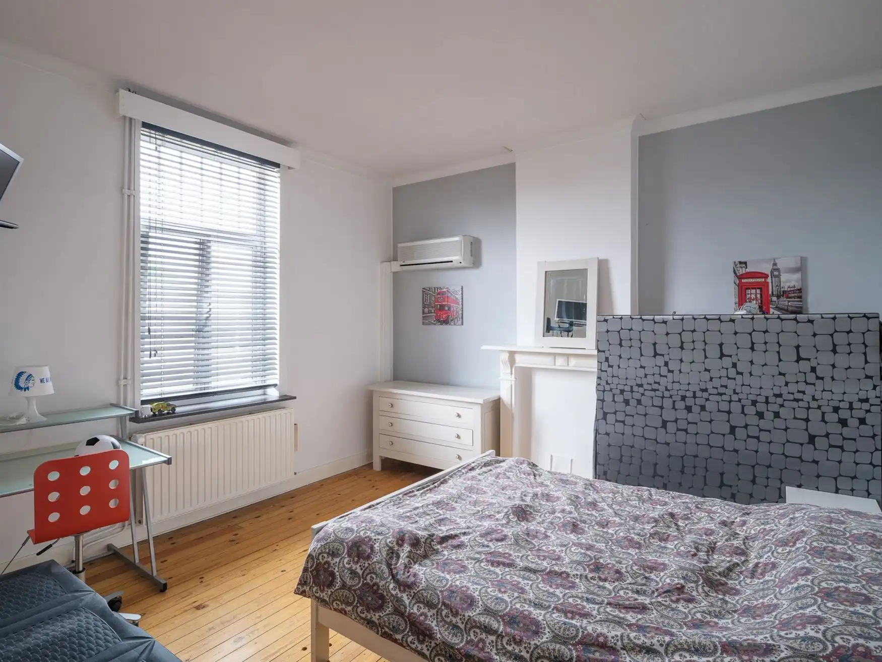 Een huis met verhaal én uitzonderlijk veel ruimte foto 13