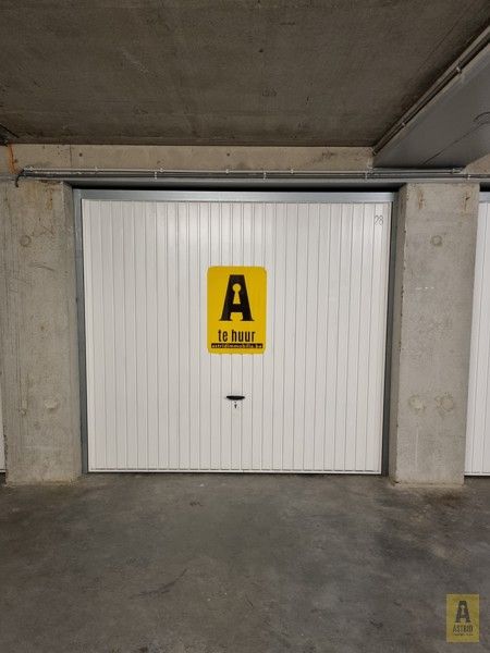 Ondergrondse garagebox in centrum Bredene-Duinen. foto 2