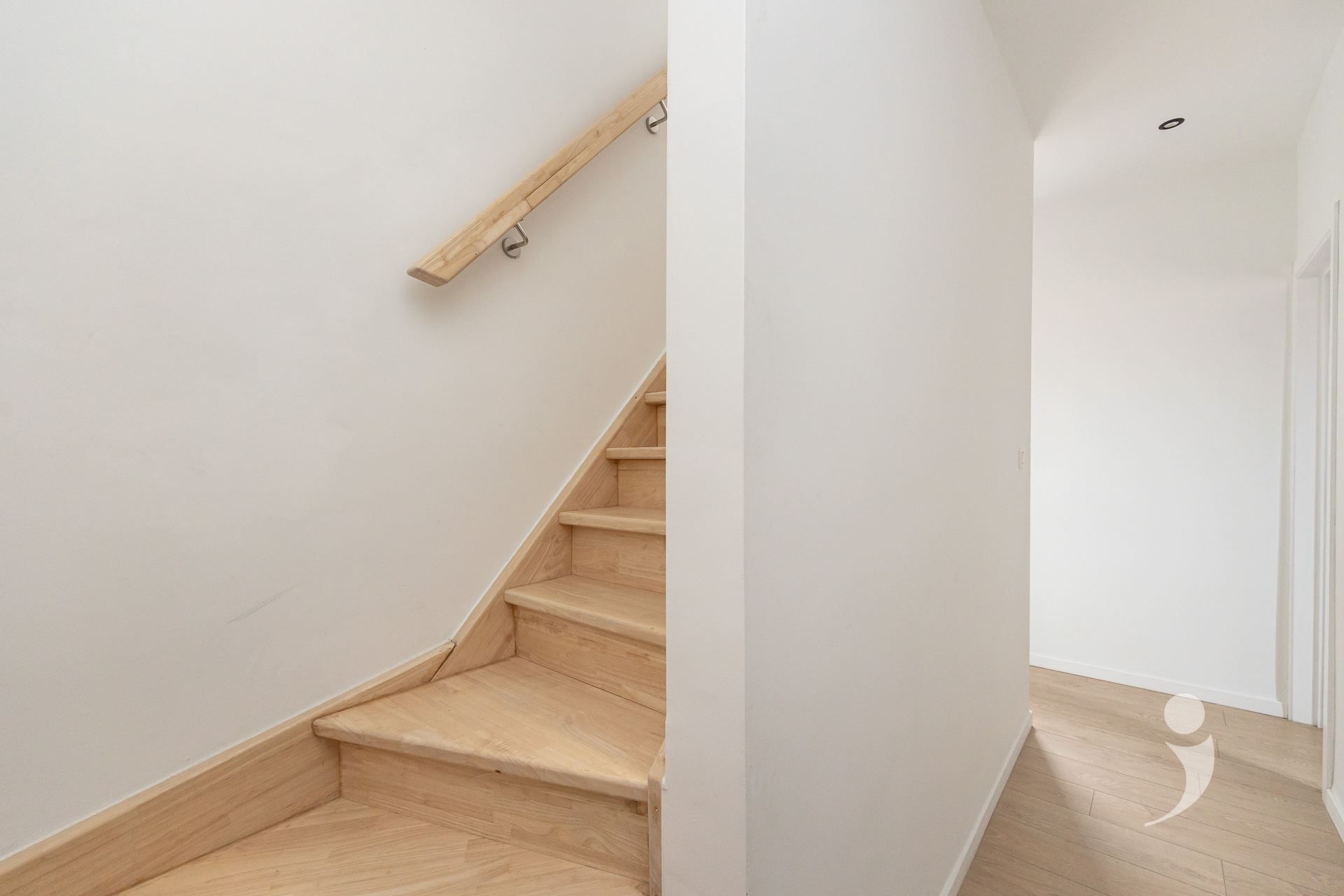 Volledig gerenoveerde woning op wandelafstand van centrum Aarschot! foto 19